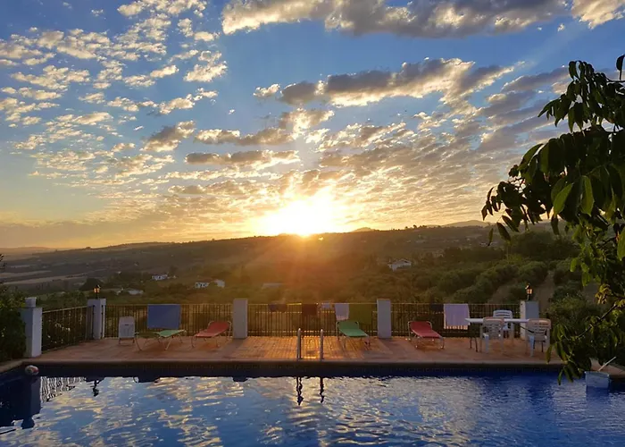 Fuente Dulce Nyaraló *