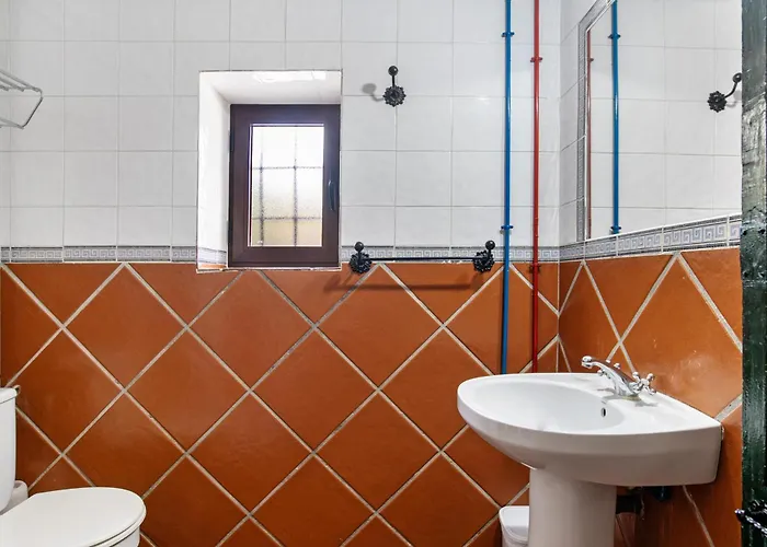 Fuente Dulce Nyaraló Ronda